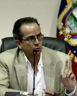 alberto-acosta.jpg